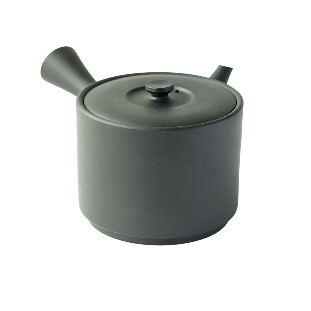 Vrijstaande productfoto: Theepot Iroiro zwart